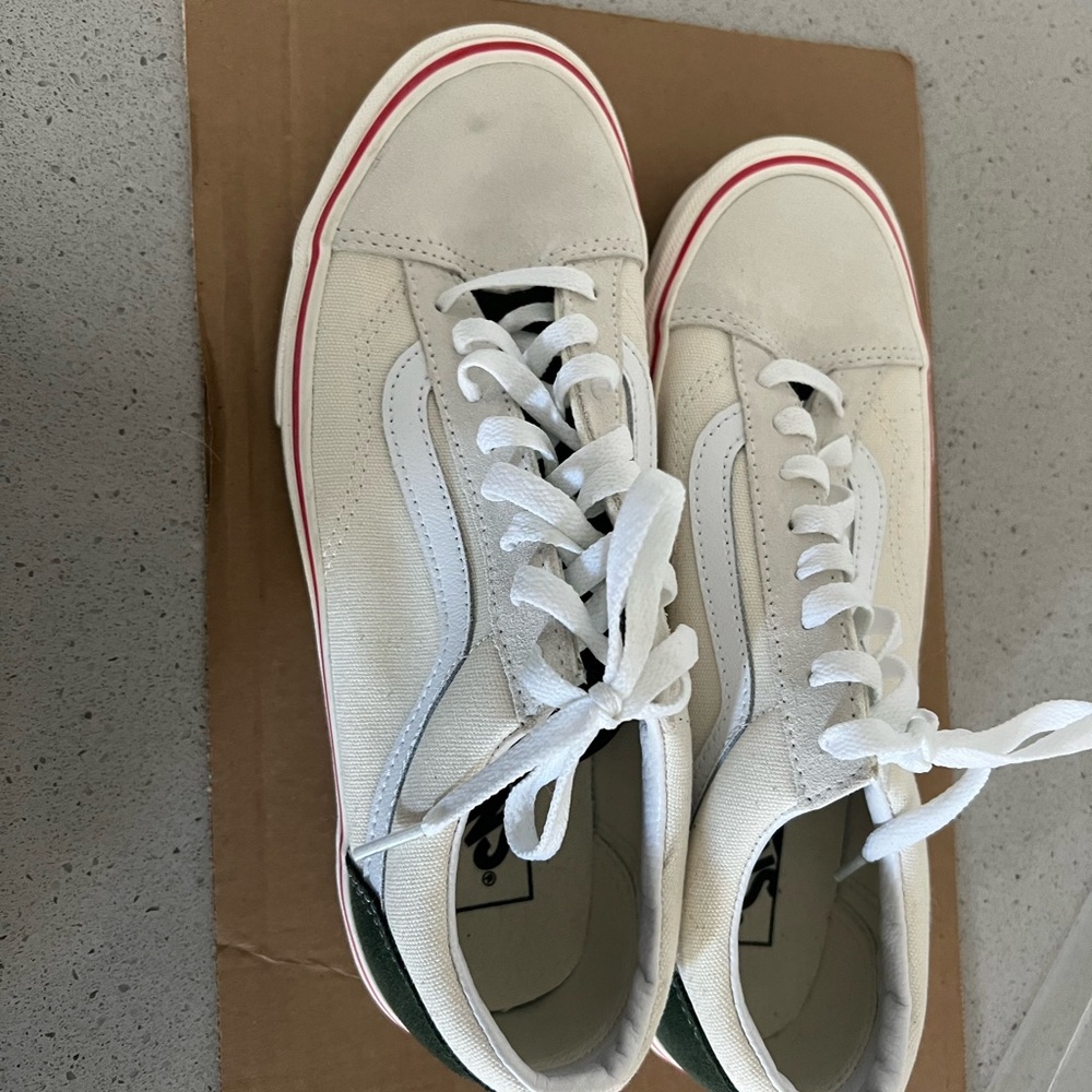 Vans Sk8-Hi 'Retro Sport - Marshmallow Kombu Green Size M7.5 W9